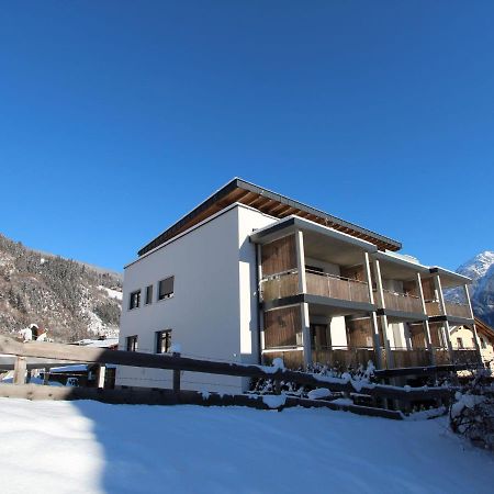 Neukirchen am Großvenediger Modern Apartment In Neukirchen Am Gro Venediger מראה חיצוני תמונה