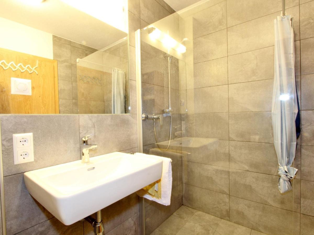 Neukirchen am Großvenediger Modern Apartment In Neukirchen Am Gro Venediger מראה חיצוני תמונה